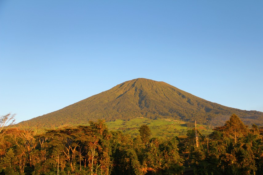 gunung dempo palembang